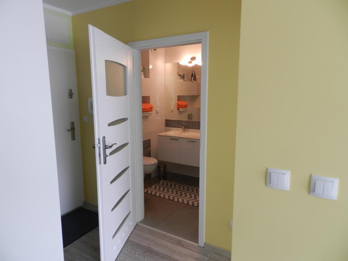 Apartament Caloroczny Blizej Morza Kolobrzeg Exterior photo