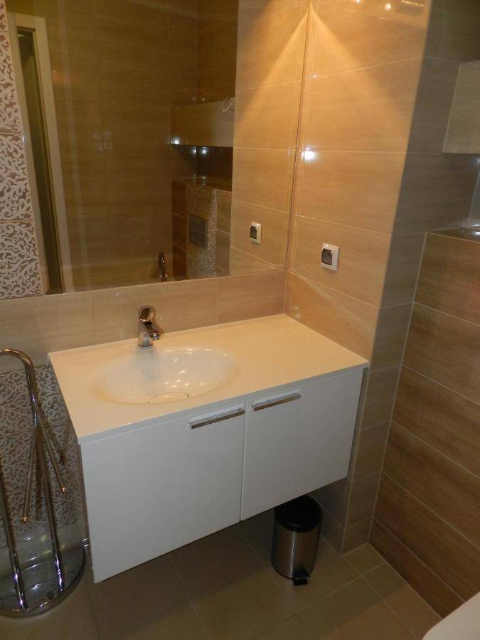 Apartament Caloroczny Blizej Morza Kolobrzeg Exterior photo